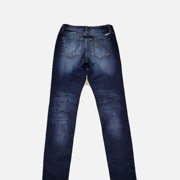 NWT Maurices Kancan High Rise Bootcut and Button Fly Dark Wash Denim Size 28X32 - Picture 3 of 10